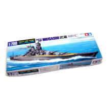 Tamiya Musashi japán hajó modell - 1:700
