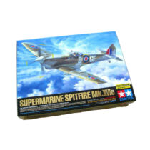 Tamiya Supermarine Spitfire Mk. XVIe repülőgép modell - 1:32