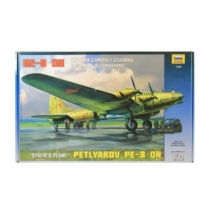 Zvezda PE-8 Stalins Plane repülőgép modell - 1:72